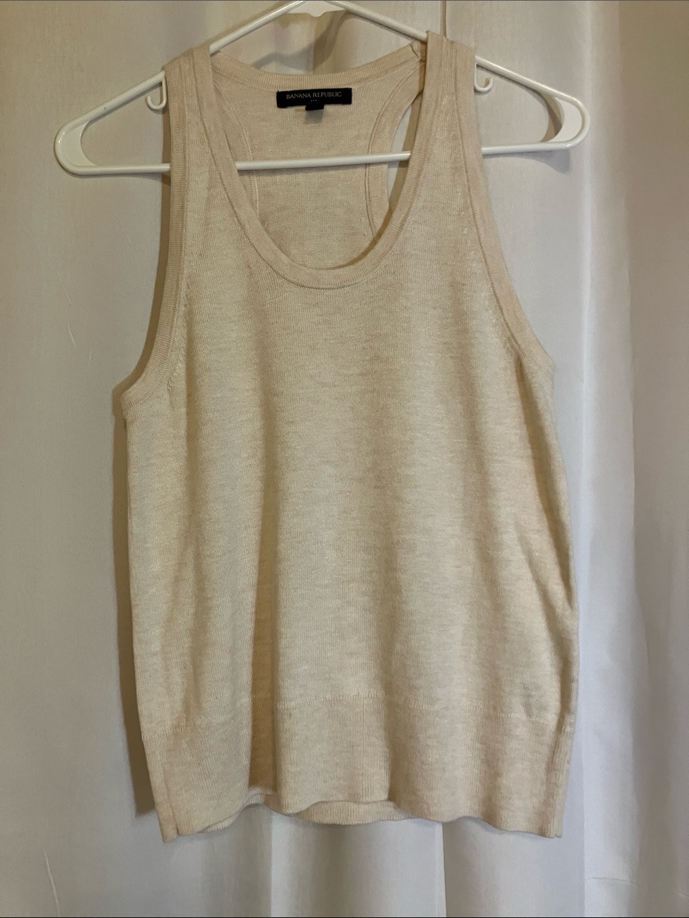 Banana Republic Cream Knit Scoop Neck Tank